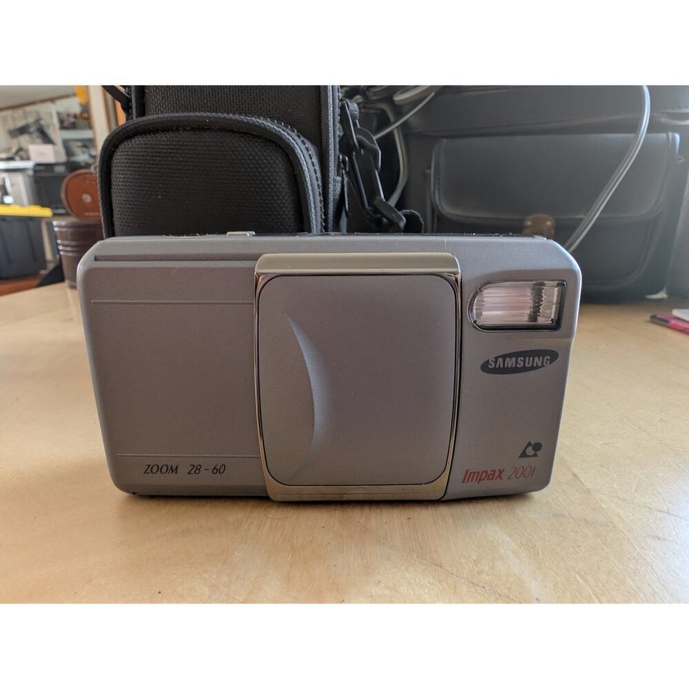 🌼Samsung Impax 200i Camera
